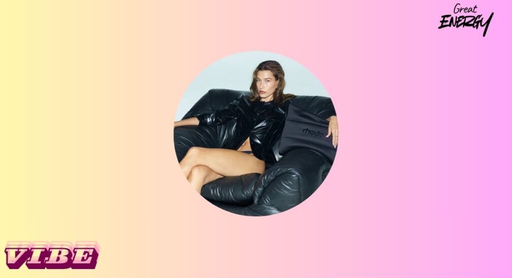 Hailey Bieber Airport Look